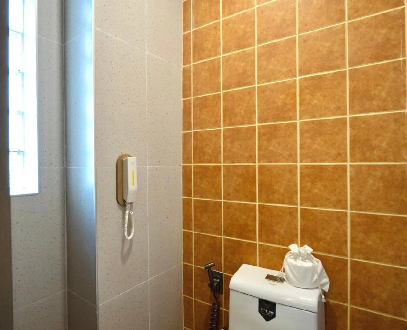 Naraco Homestay ホイアン
