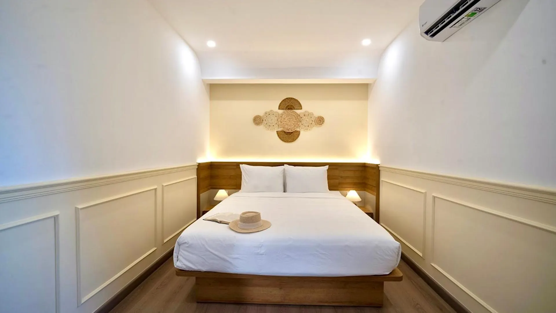 Naraco Homestay ホイアン 0*,  ベトナム